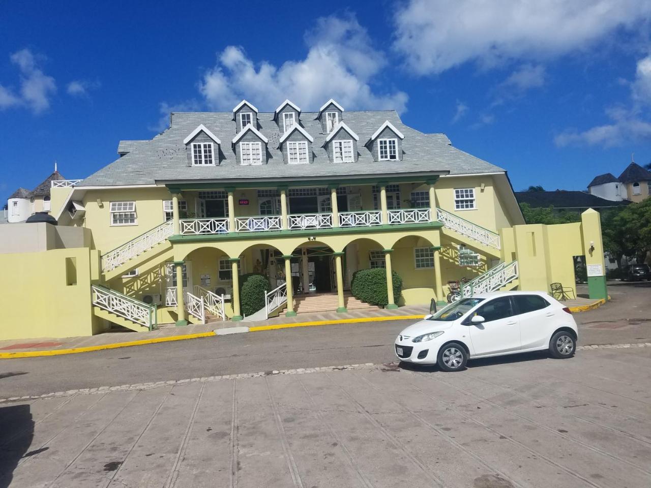 Rosi Ocean Sand Hotel Apt Ocho Rios Kültér fotó